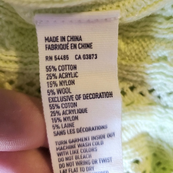 • AE • Ribbed Sweater • - Picture 2 of 3